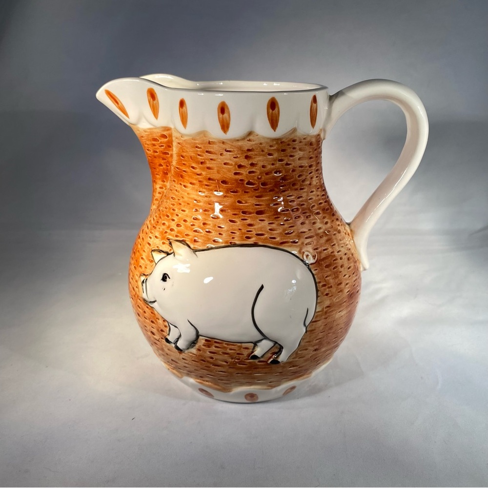 Country Pig Ceramic Pitcher by Sigma the Tastesetter